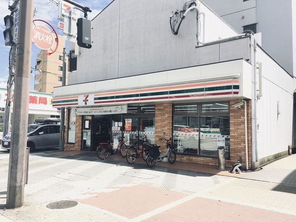 フジパレス東加賀屋(セブンイレブン)