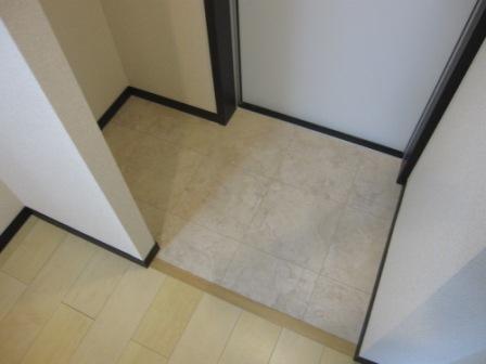 フジパレス北加賀屋6番館(玄関)