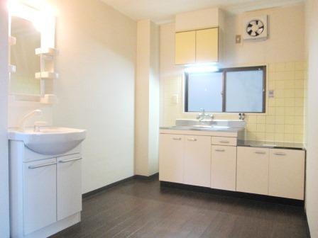 エクセレント川辺