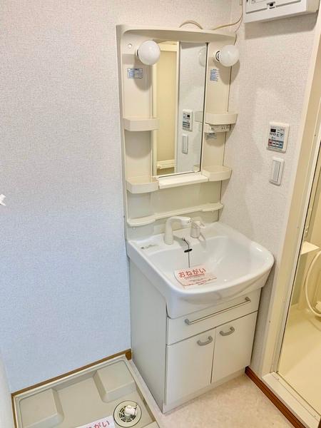 プラウドコート