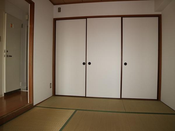 ロイヤルコート清水丘