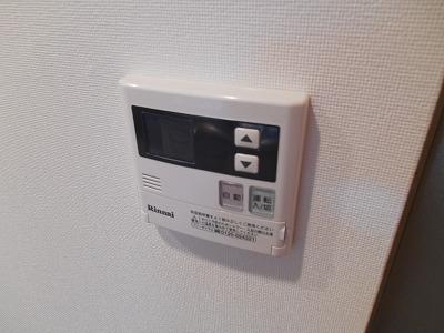 ワイハイツ栄和
