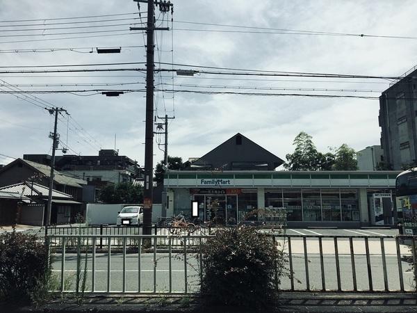 KGソフィアアベノ播磨町(ファミリーマート)