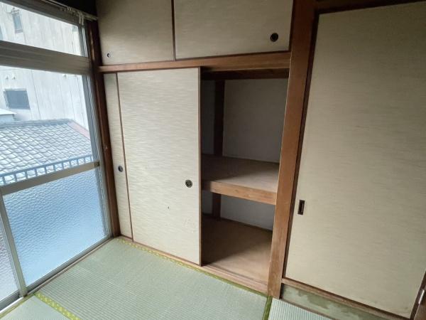 安立４丁目テラスハウス
