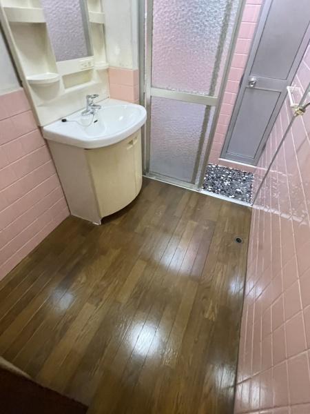 安立４丁目テラスハウス