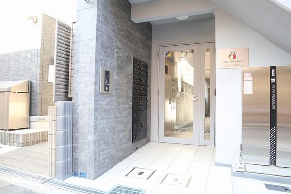 YOSHITOMI天下茶屋