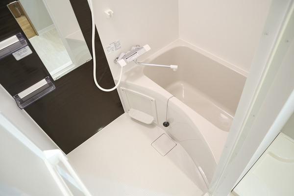 YOSHITOMI天下茶屋