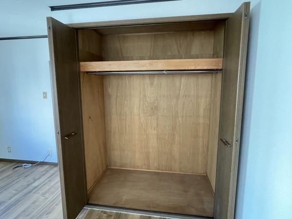 安立2丁目貸家