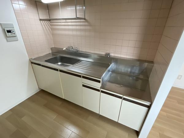 ロワーメゾン岸里