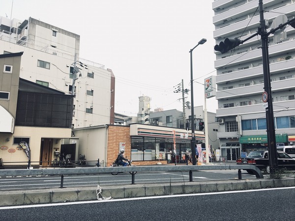 シティ岸里(セブンイレブン)