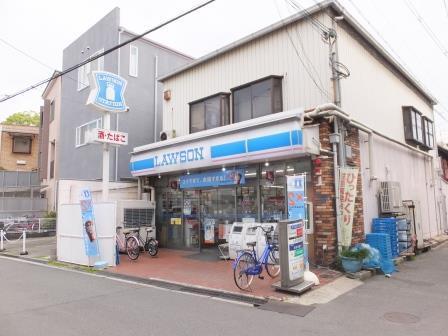 服部貸家(ローソン)