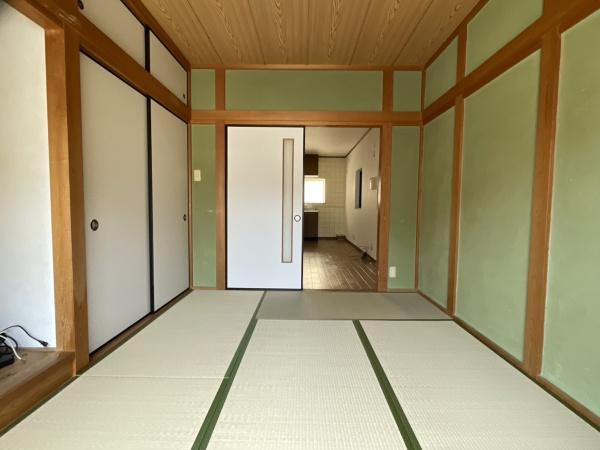 服部貸家