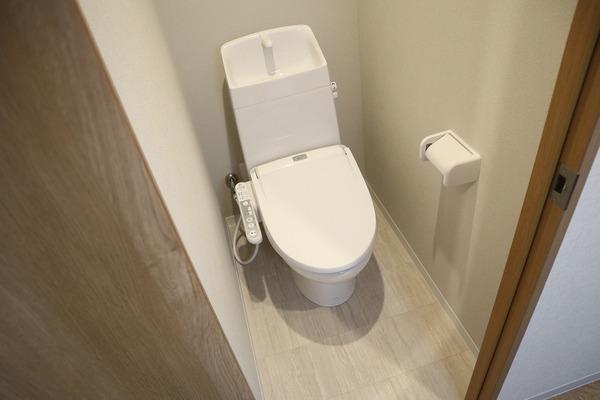 YOSHITOMI天下茶屋