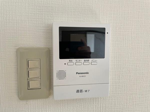 ドルフ岸里