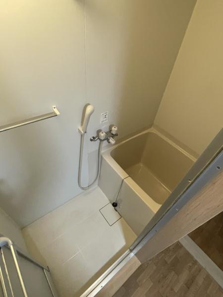 岸里マンション(バス)