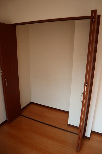 ロイヤルハイツまつい4