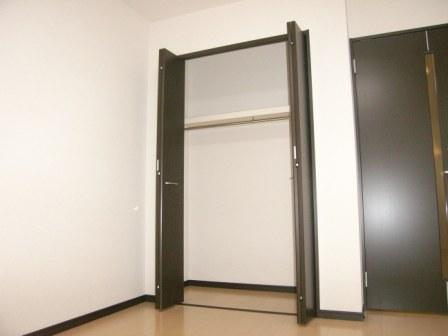 フジパレス住之江ウエスト(収納)