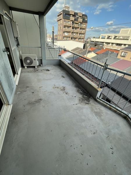 メモリアルタウンB棟