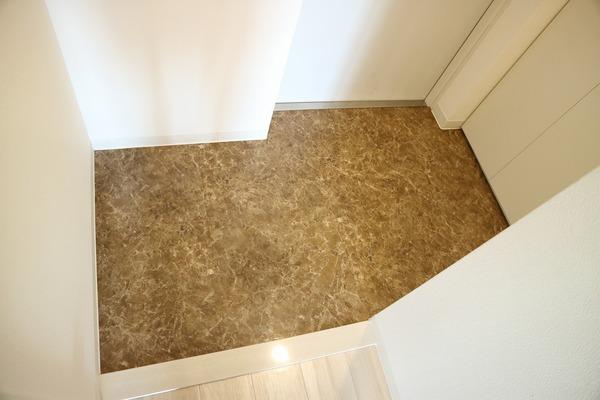 アバンサール清水丘