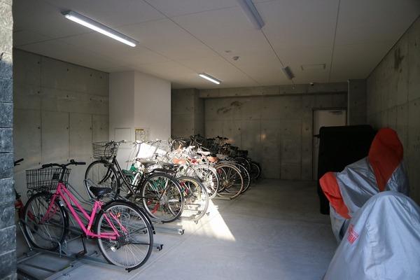 アバンサール清水丘