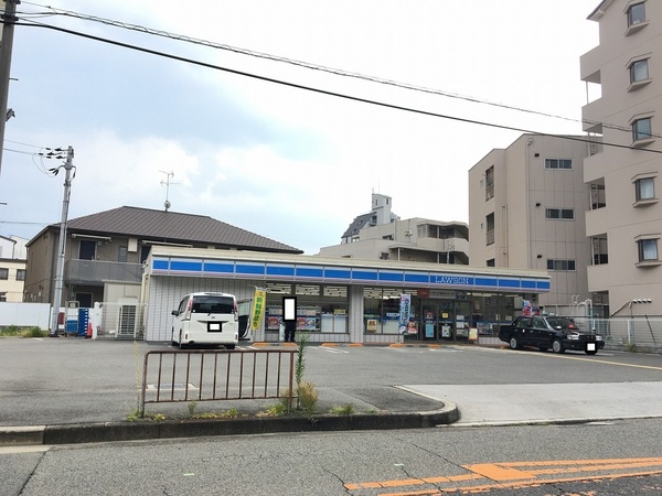 ブレスト我孫子町(ローソン)