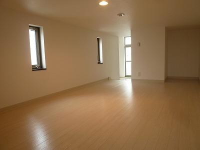 コーポエムプラス