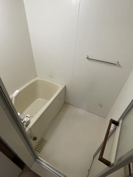 レジデンシアタネリ