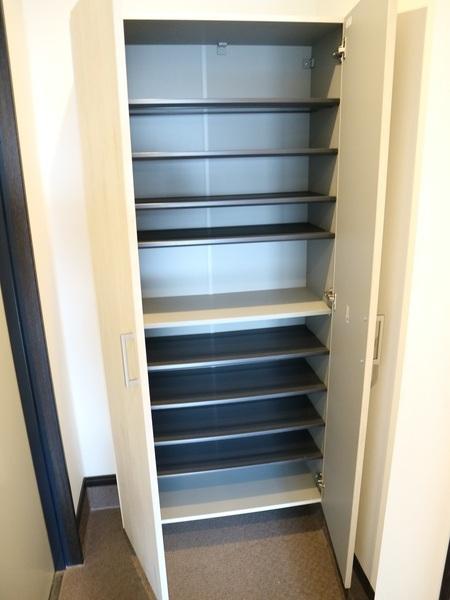 大阪市住吉区墨江４丁目のマンション