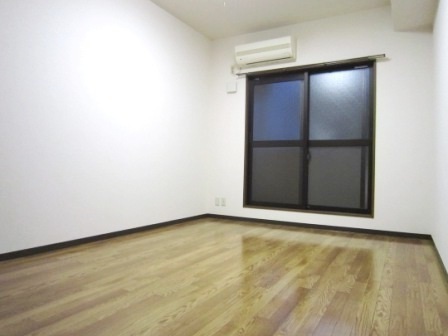 ラフィーネ北島