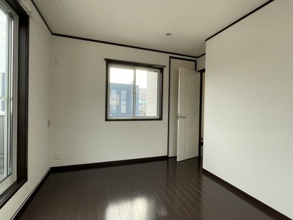 大阪市西成区南津守4丁目1番貸家