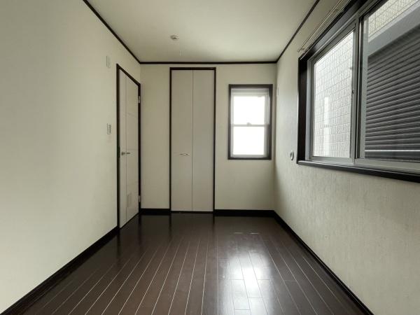 大阪市西成区南津守4丁目1番貸家