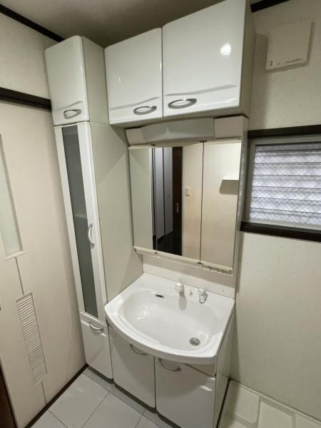 大阪市西成区南津守4丁目1番貸家