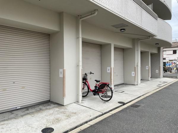 アクセス