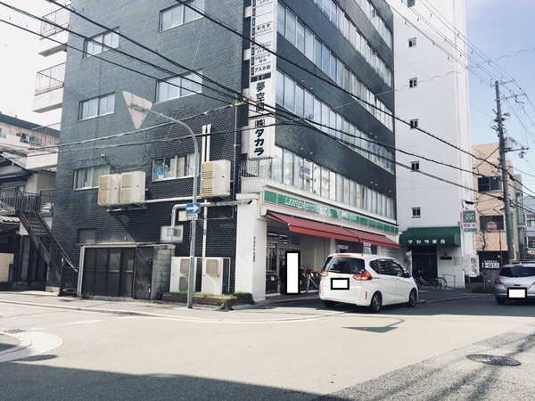 阪下ハウスマンションA棟(100円ローソン)