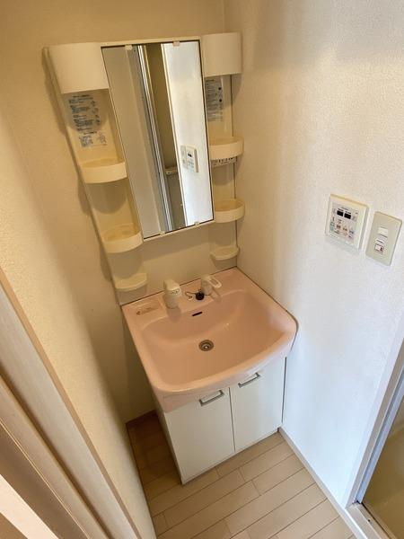 ステイタスカインド天下茶屋ビル