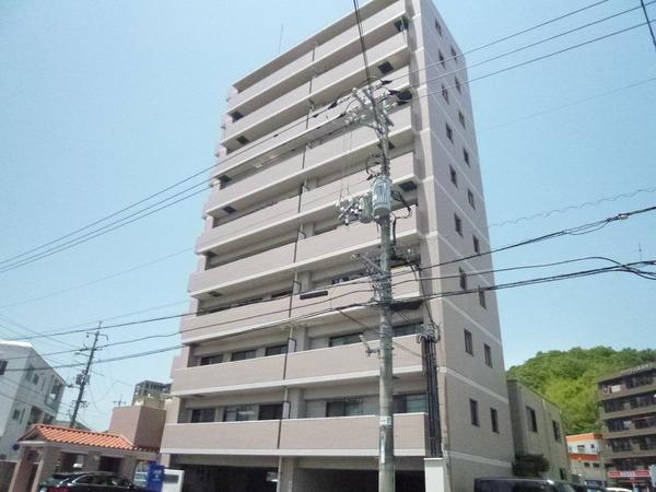 ハイツ77（岩国市麻里布町4丁目）