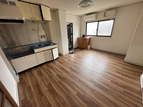 フロンティア麻里布　202