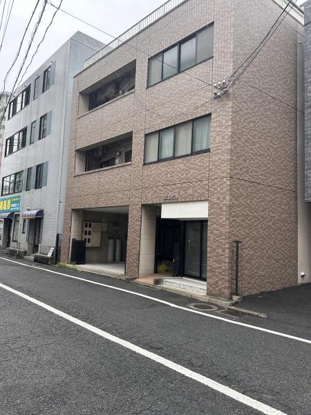 三上ビル　301