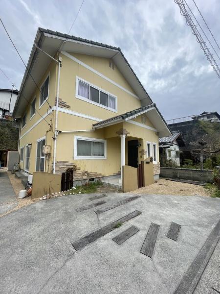 岩国市川西4丁目貸家