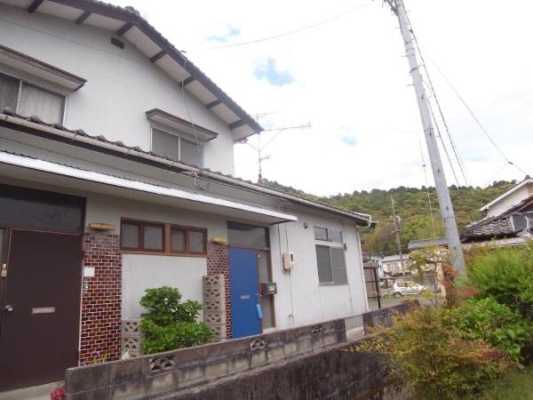 岩国市川西1丁目の貸家
