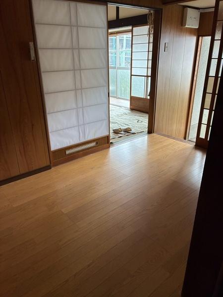 今津町5丁目貸家