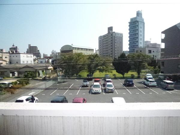 ハイツ77（岩国市麻里布町4丁目）