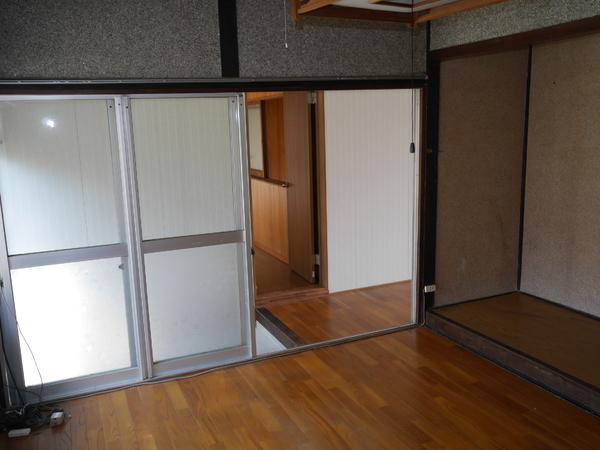 保田貸家