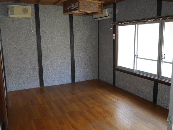 保田貸家