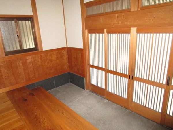 YUPAHOUSE