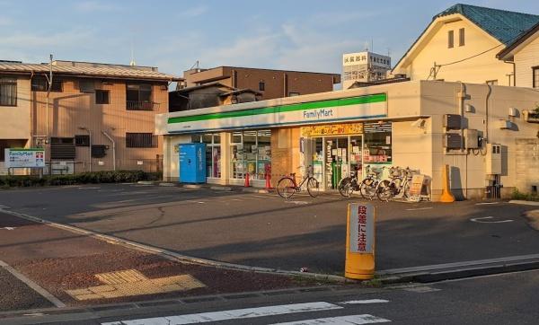 川口市並木４丁目の店舗（建物一部）(ファミリーマート川口青木町公園前店)