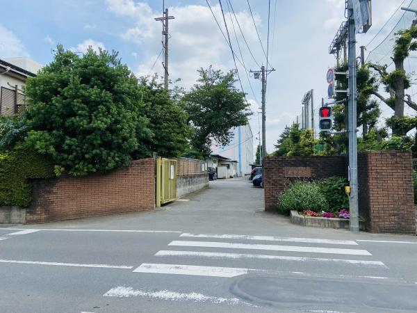 川口市安行領根岸貸家(川口市立北中学校)
