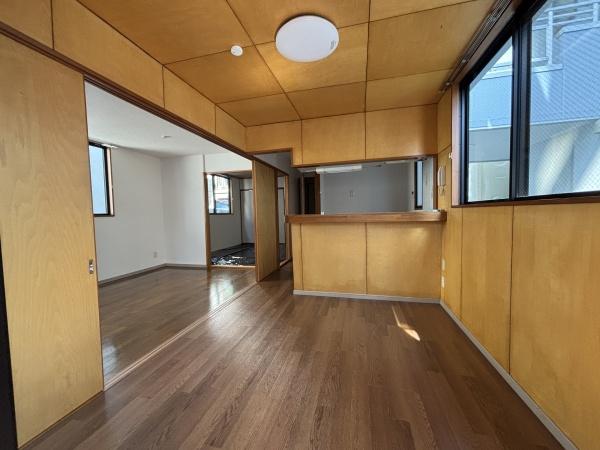 さいたま市南区根岸３丁目のマンション