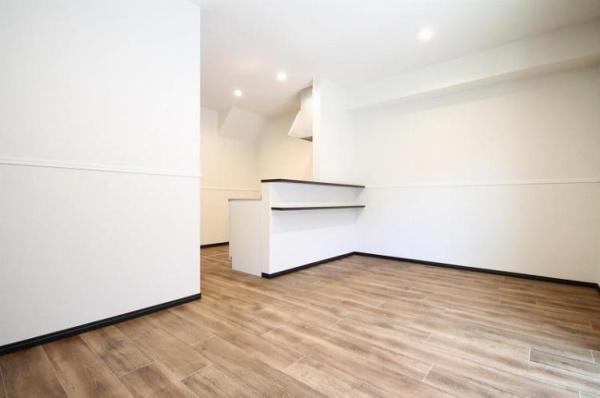 コンフォール一色