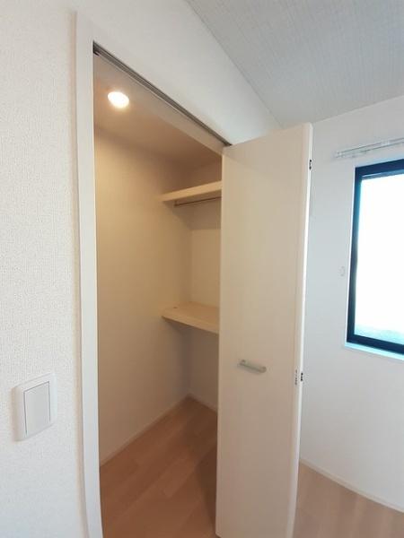 ディセントラ一色